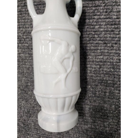 VINTAGE 1971 Jim Beam Greek Olympian Thrower Milk Glass Marble Whiskey Decanter - Picture 2 of 7